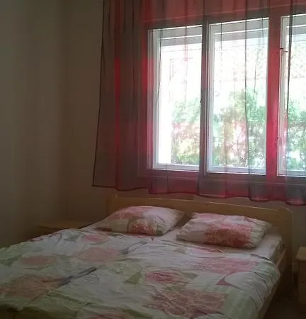 Eva Vendeghaz Semesterbostad Balatonlelle